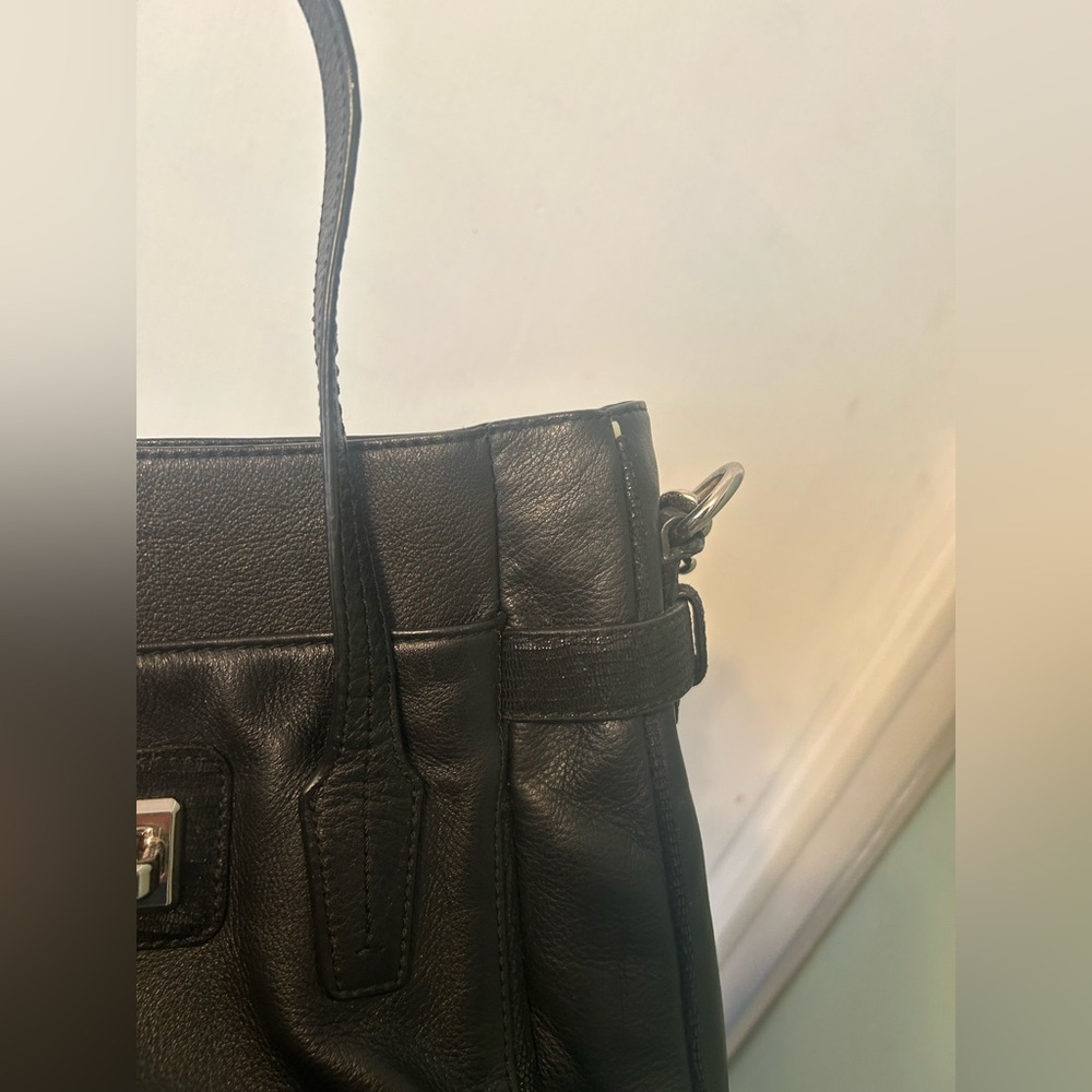 Coach Taylor Leather Satchel Black Shoulder Bag Crossbody F26781 - Picture 11 of 15